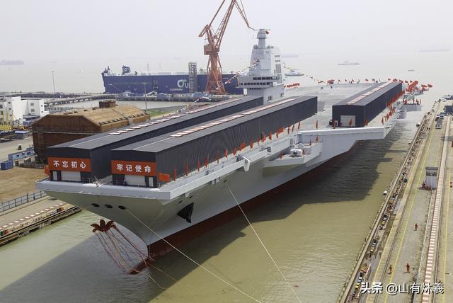 中国海军大清早出公告，网友喜大普奔，难怪美国防长急着致电北京