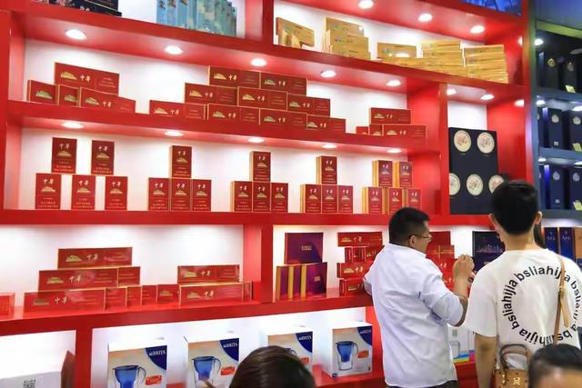 12月5日烟草新政落地！不是“变天”是规范，3亿烟民、零售户必看