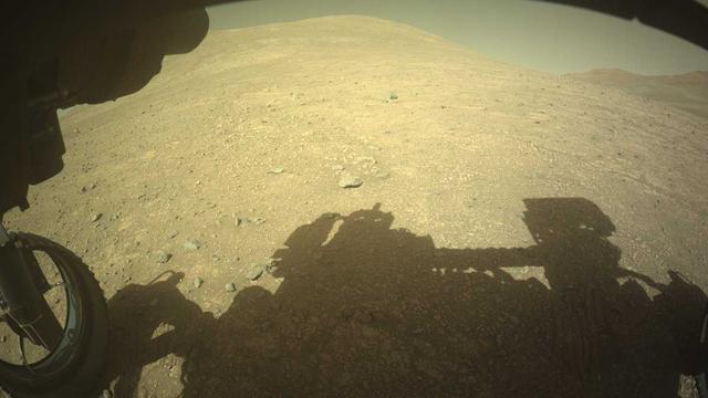 火星地下发现巨大水库：NASA洞察号数据揭示生命存在新可能