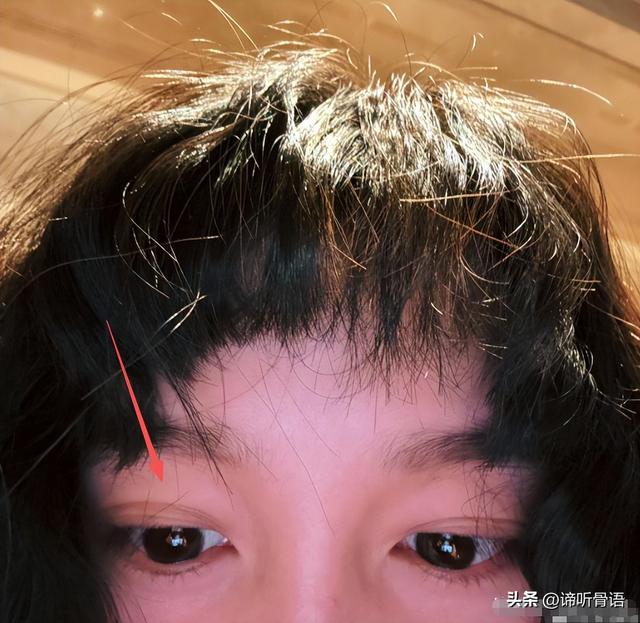 鹿晗出轨事件升级？疑扒出他曾多次被曝出轨，关晓彤春晚哭肿双眼