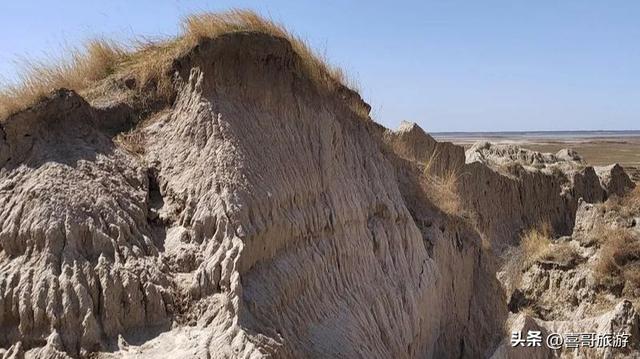 乾安泥林记：大地失序的褶皱，或时间的另一种形态
