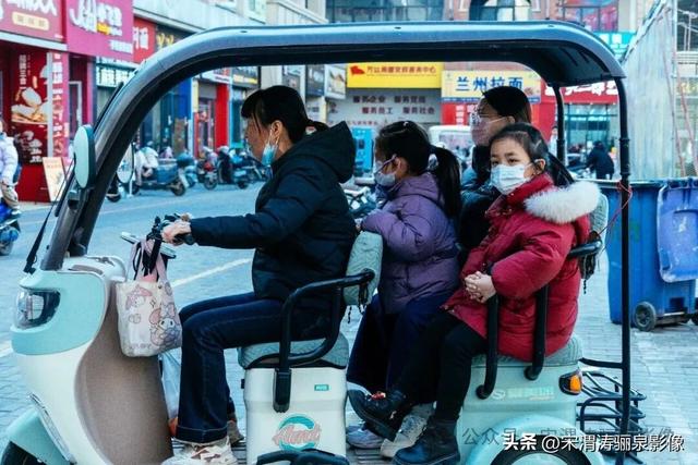 陕西渭南：冬至日的四季色调和万达广场的人间实像