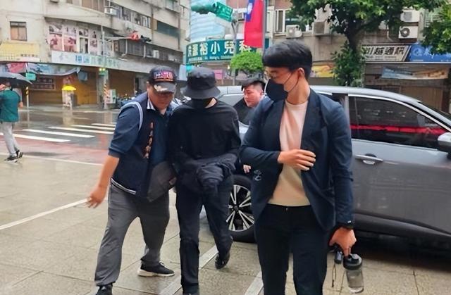 王大陆事件扩大！修杰楷、陈柏霖被上铐带走，贾静雯称孩子被吓到