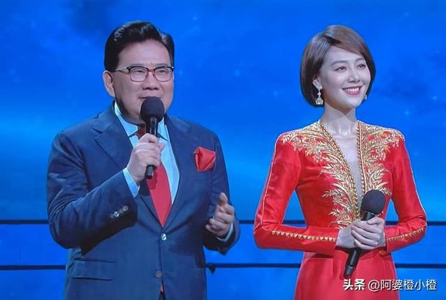 讨好大佬	，陪睡上位，遭央视“开除”，她身上的标签哪个才是真的