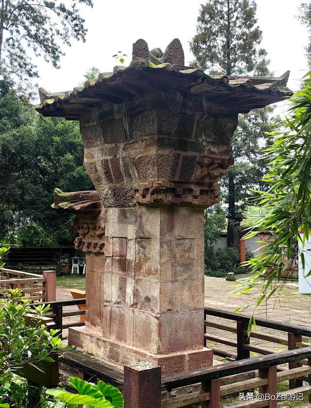 芦山藏着座东汉“石质史书”！看樊敏阙，残碑石兽藏着两千年故事
