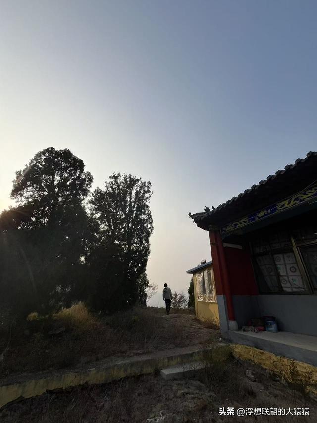 老姑峪的大寨没寻着，误打误撞跑去了张家台的麒麟寨（莱芜游）