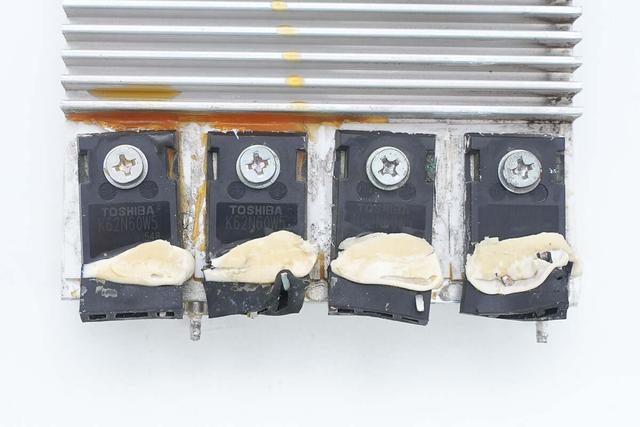 重达18斤的大块头，内部全是灰，麦格米特15kW充电模块拆解