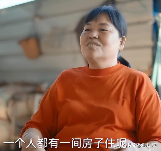 家宅争议刚过	，全红婵就带伤现身新疆雪道，她担心的事还是来了！