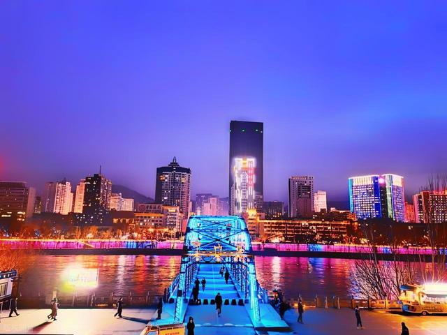 从郑州出差兰州，毫不客气地说，兰州的 “长	”	，真不是吹出来的！