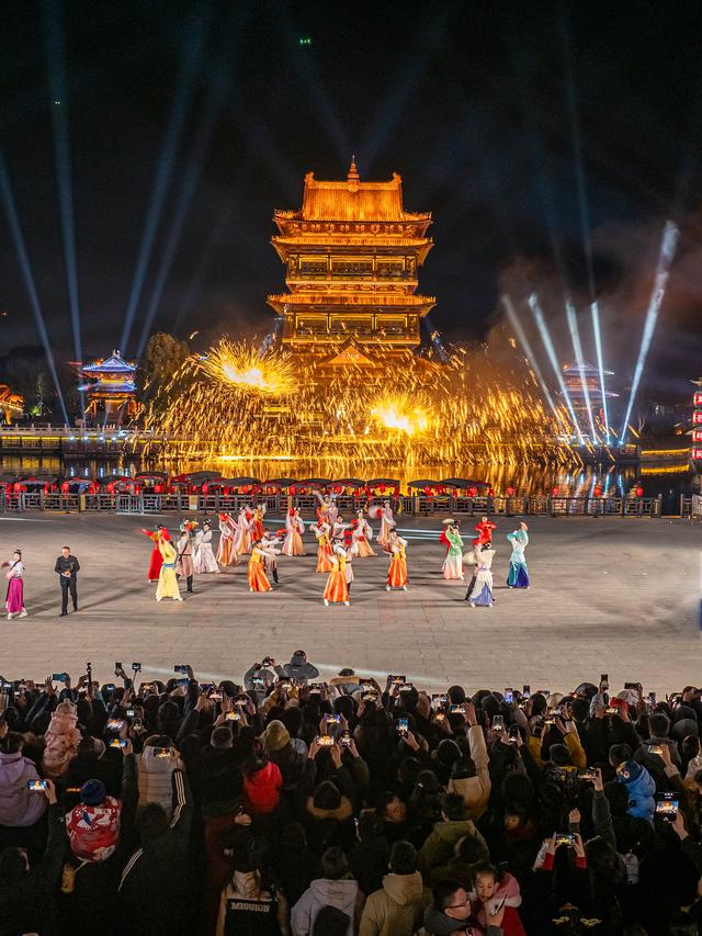 2026开门红！台儿庄古城元旦迎客火爆开启