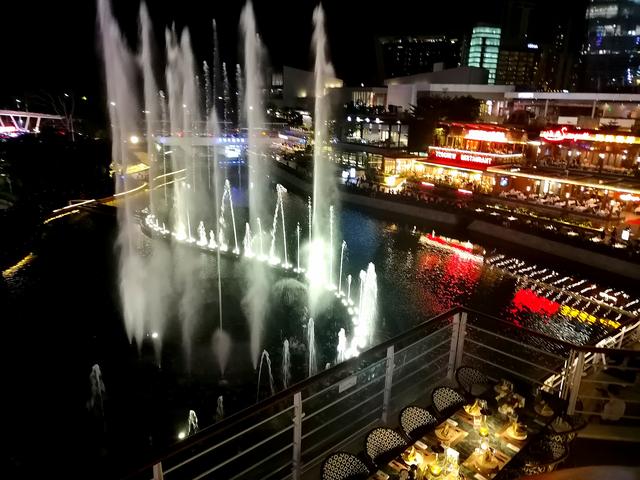 山海缔造的法中双味饕餮盛宴——深圳海上世界幕爵法餐探秘。