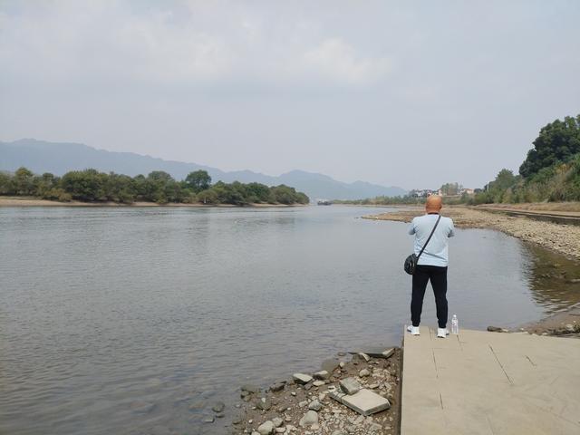 2025秋游：严子陵钓台 . 黄公望隐居地