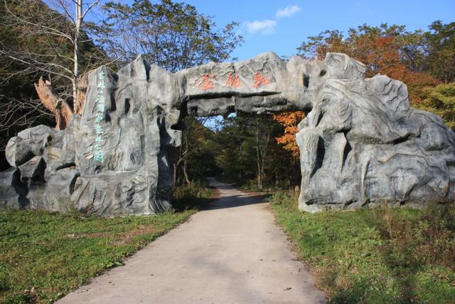 乘着高铁游江源 | 沈白高铁赴江源区餐饮、住宿、商超、景区景点公交路线指南