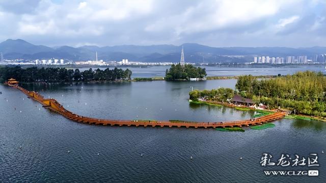 东风坝开合浮桥打个卡