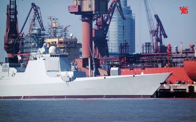 中美舰艇发生激烈对峙，外军突然冲向解放军	，结果下一刻就老实了