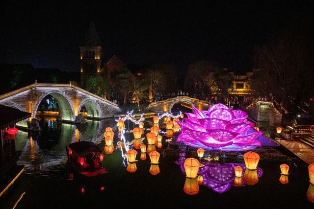 错峰游园正当时，灯火阑珊到元宵 | 在台儿庄古城许你一场从容相遇！