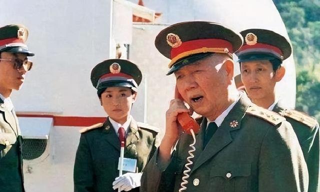 首次访华就不尊重我国？中国当场撤走仪仗队：摆正态度再来吧！