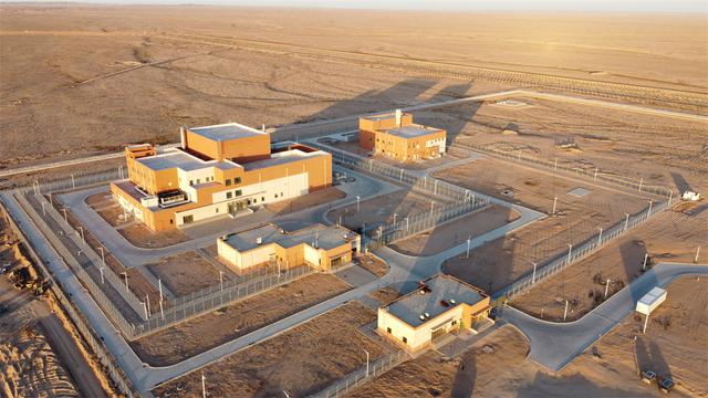 全球首发，钍基熔盐核反应堆甩老外30年，核电的“固态电池”来了