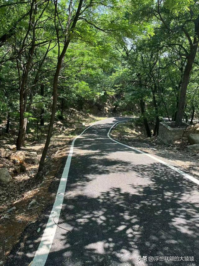 这回去莱芜爬山，目的地：永宁崮，却误打误撞又进了大舟院