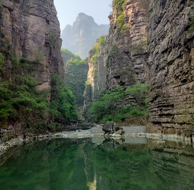 河北太行红色记忆焕新，地质奇观引客来，多元体验打造跨时空盛宴