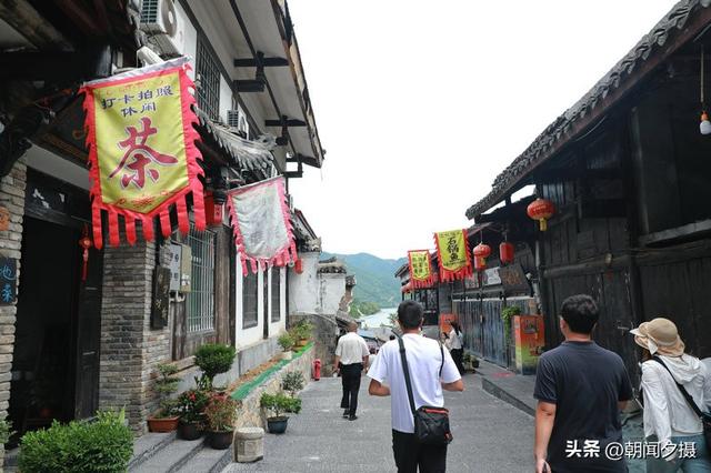 逛老街游后柳水乡、鬼谷岭，在石泉休闲度假好安逸