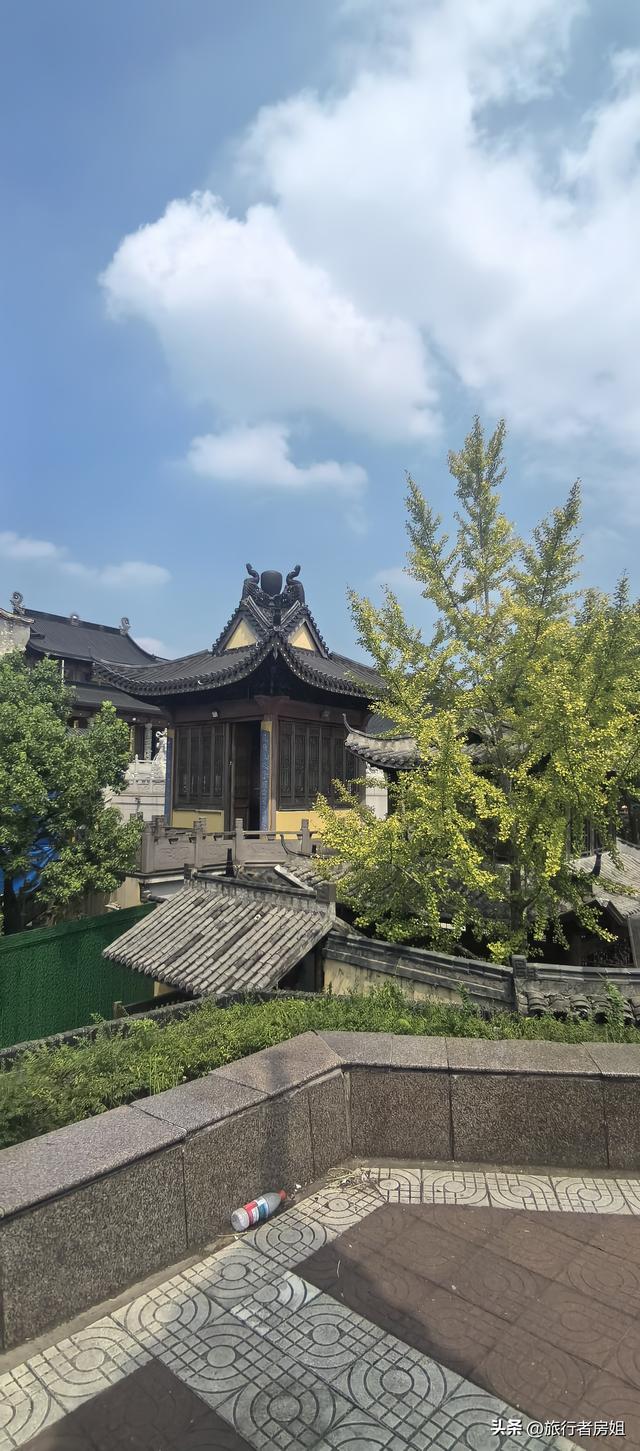 天下奇观钱塘江潮，为了看你一眼我们竟然等了近两个小时
