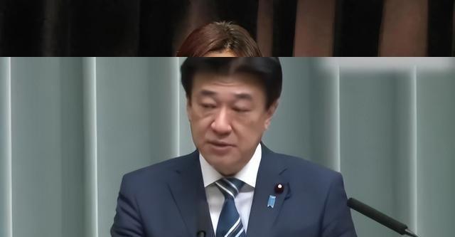 高市还没道歉，中日又出现新争端，日本通知中国，必须解释一件事