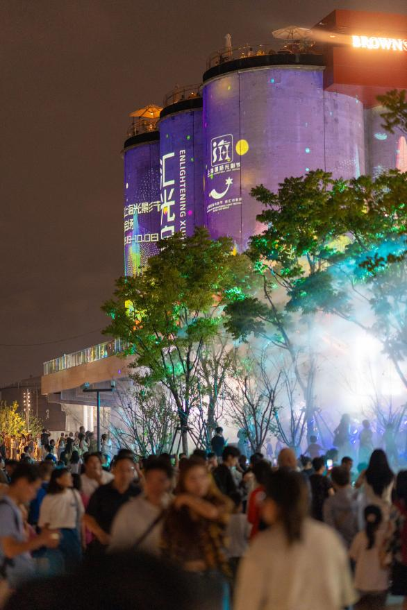 还没看光影秀？国庆假期别再错过！这份徐汇滨江打卡攻略请收好→
