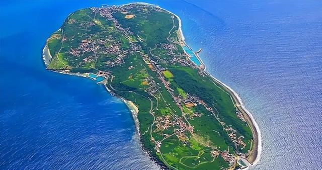 高市涉台言论，日本市场震荡，外资撤离日本	，中国“组合拳”见效