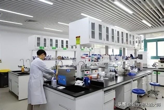 不同香型白酒不能混着喝？科学实验给出答案