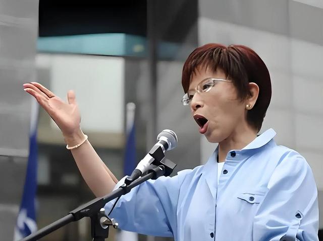 蒋万安再次亮明立场，坚持反对两岸统一，郑丽文也让大陆寒心了