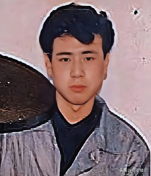 3岁丧父，吃姐姐奶水长大，成名后为8个哥姐买房，如今成全家骄傲