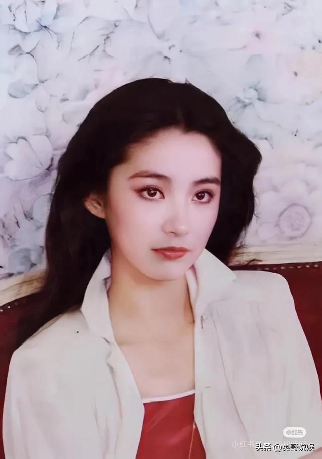 迷倒世界的5位女星，她是唯一上榜中国女人，一位称“地球球花”