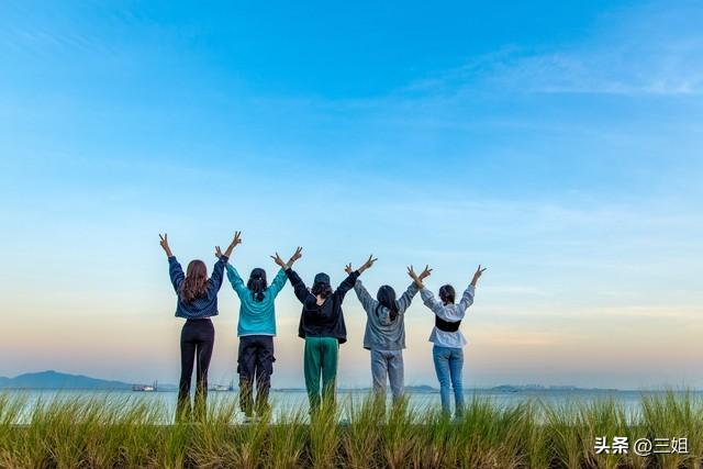 听我一句劝，女生别被穷人思维坑，不然真会被男人吃干抹净