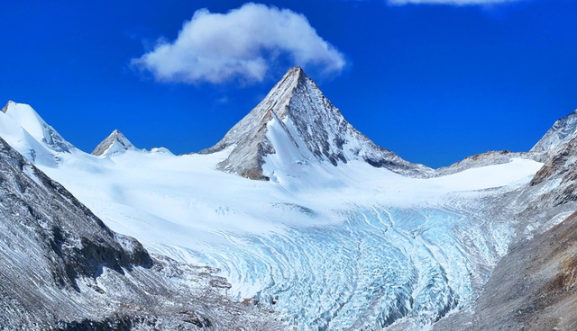 必走西藏的自驾线，带你解锁不一样的 “诗和远方”
