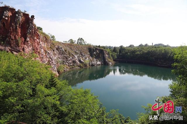 昔日“疤痕”变美景 探访南宁园博园矿坑花园生态修复项目