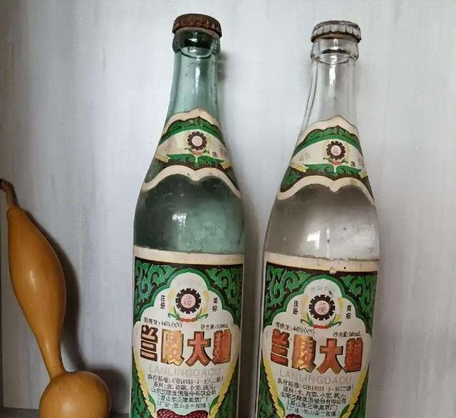 家里有这些酒的要留意了，有可能价值上万	，老酒成金矿！