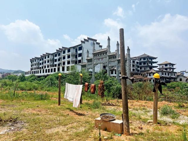 全国古镇，批量倒闭