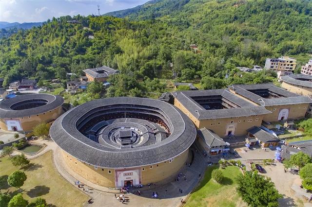 上新啦！6大精品旅游线路！周末就出发→