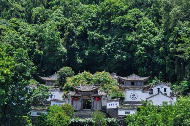 在腾冲，连避暑都是件浪漫的事