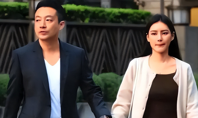 一年蒸发八百多亿！71岁的王健林财富缩水严重	，王思聪仍在外玩耍