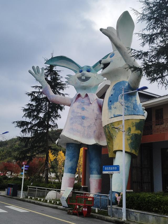 南行漫记：由四川宜宾去贵州兴义，面对重重大山路真的好难选