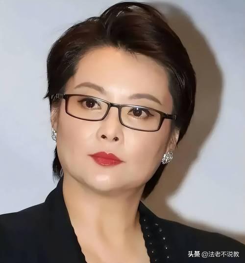时隔多年袁立公开发声，张国立背刺行为被曝光，还有章子怡受牵连
