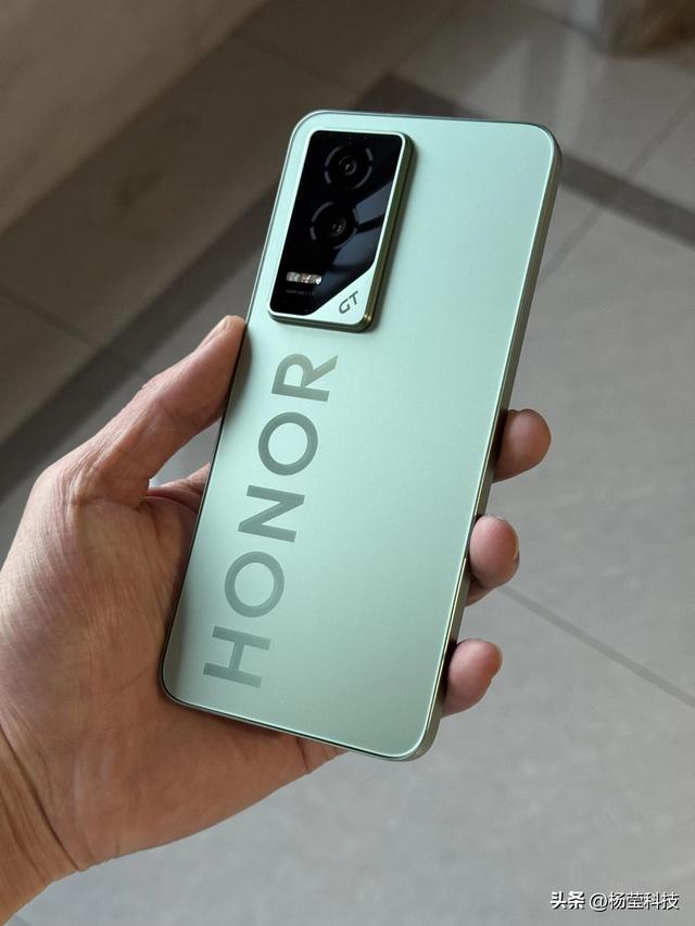 千元机高性价比前十款 性能续航均衡还靠谱