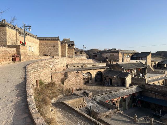 山西全境自驾游第一天：汾酒风景区、李家山村