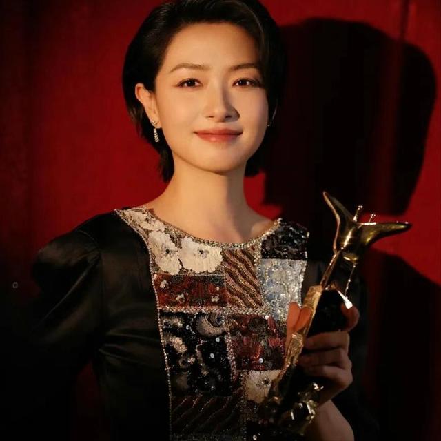 因长的太漂亮，七次拒绝导演“要求	”被封杀	，43岁终凭实力拿影后