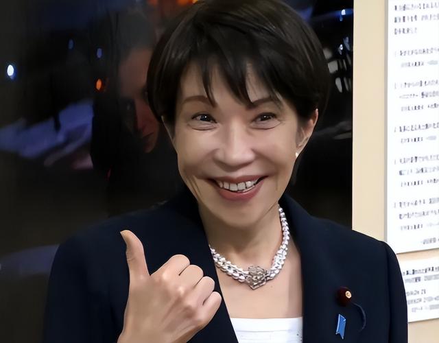 不到48小时，高市大反转，支持率飙升至92.4%，日本发生了什么？