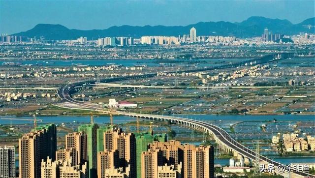 明珠⇌造贝，香海高速2毛钱的优惠使我快乐，却更希望它免费