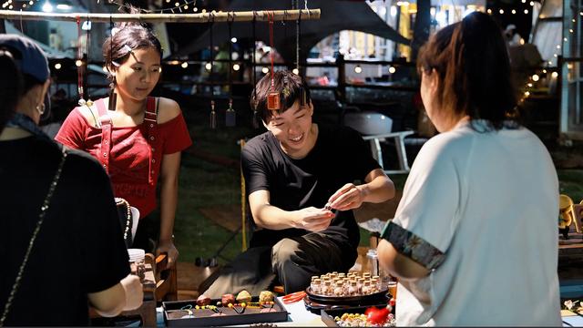 无锡农博园“来野1988”集市开集：夏夜里的诗意狂欢