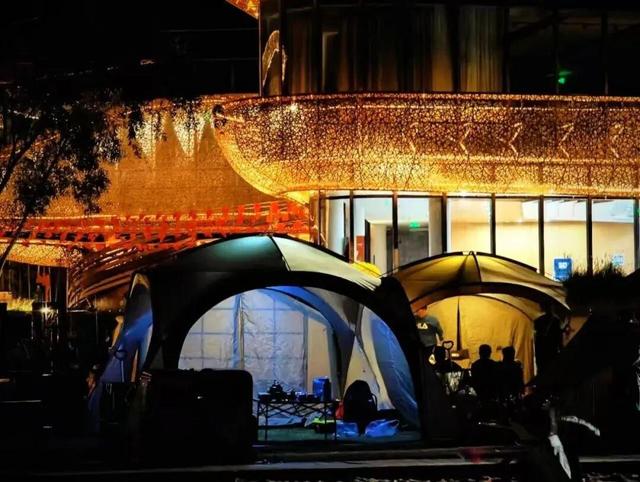 游在鹰潭｜学生搭子团秋季攻略！轻松玩转4大宝藏地「全球学子嘉游赣 奇绝鹰潭逍遥游」